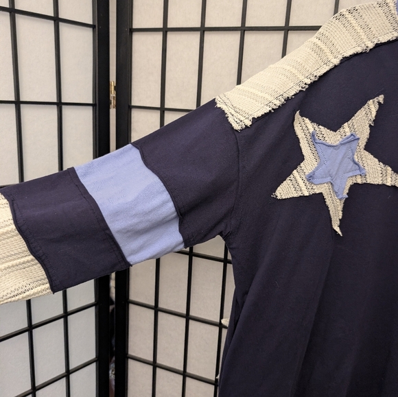 Blue Velvet “ Brenna “ Blue Velvet Star Patch Relaxed Fit Top 77 - Picture 7 of 7